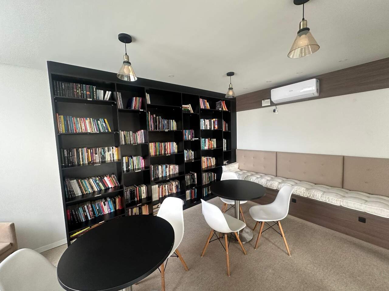 Apartamento à venda no PRAIA COMPRIDA: