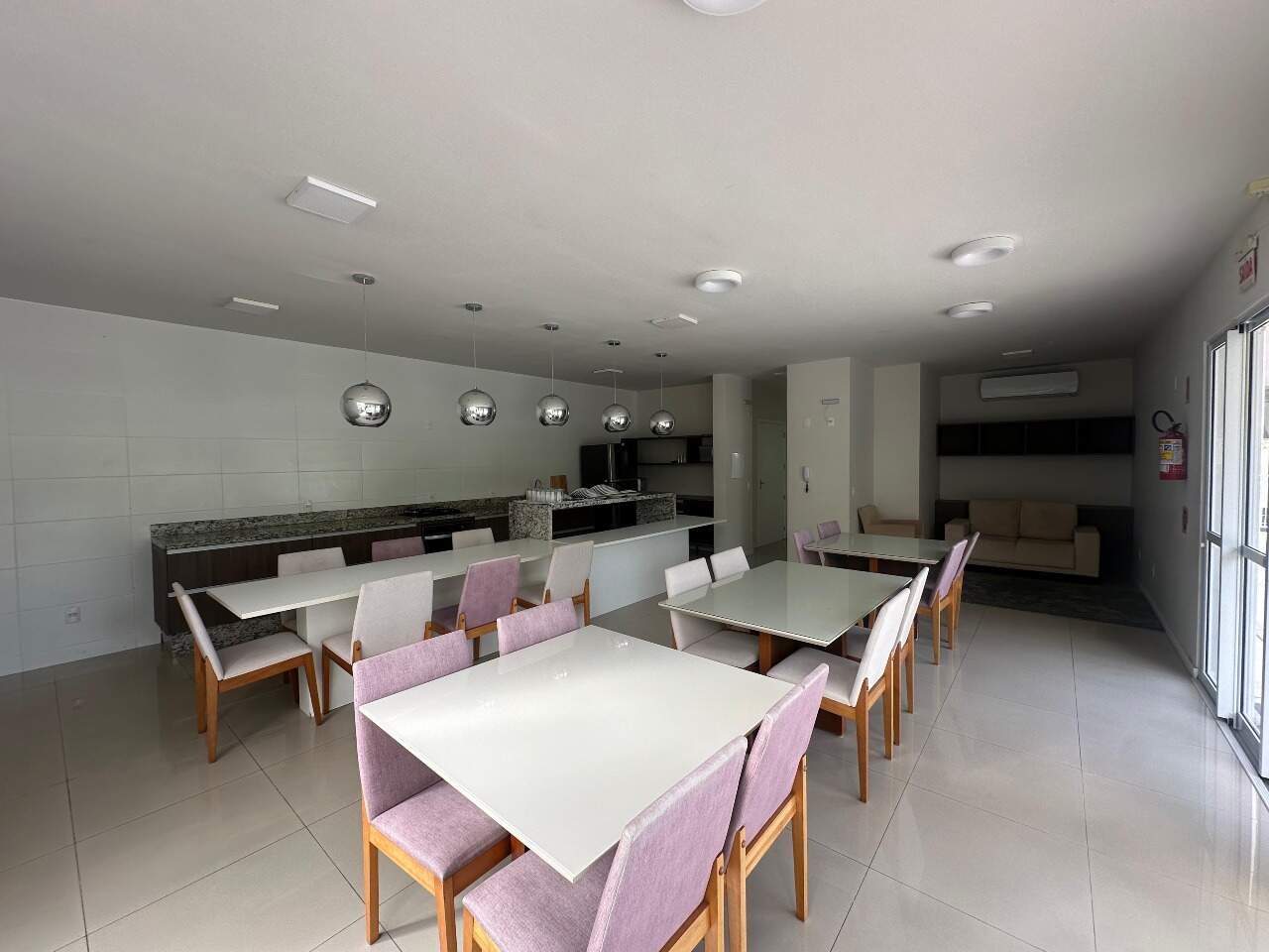 Apartamento à venda no PRAIA COMPRIDA: