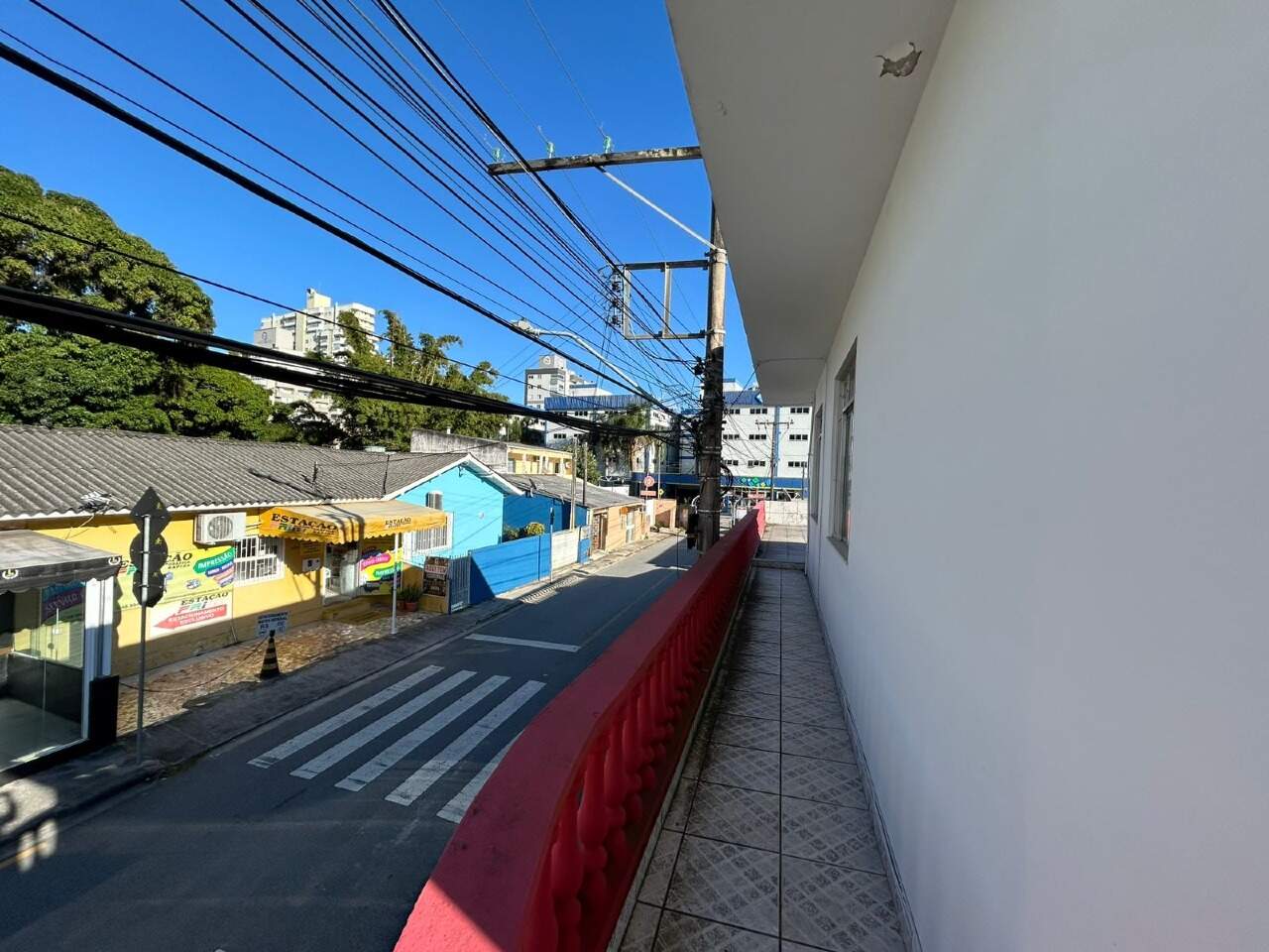 Casa para aluguel no Barreiros: