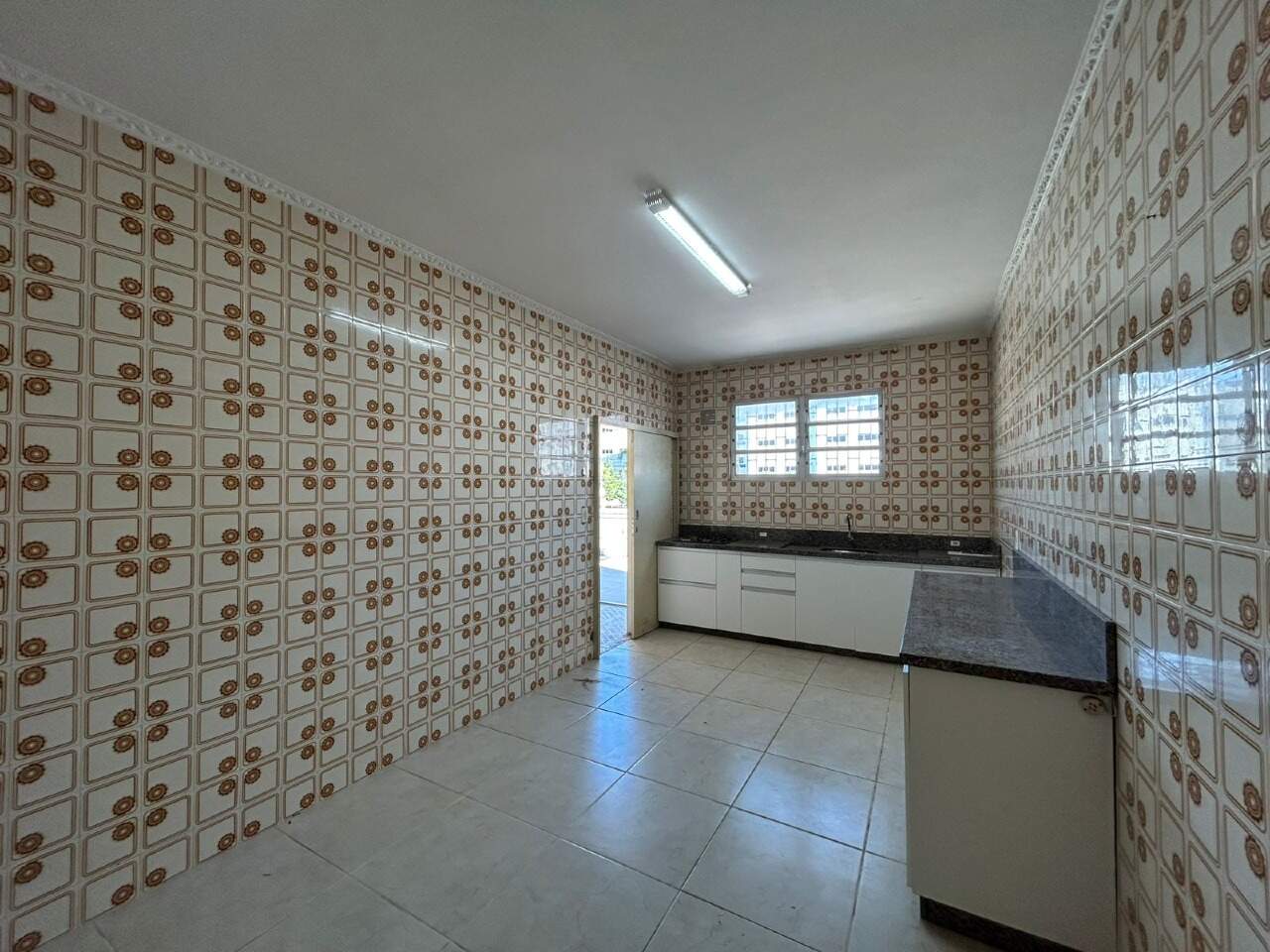 Casa para aluguel no Barreiros: