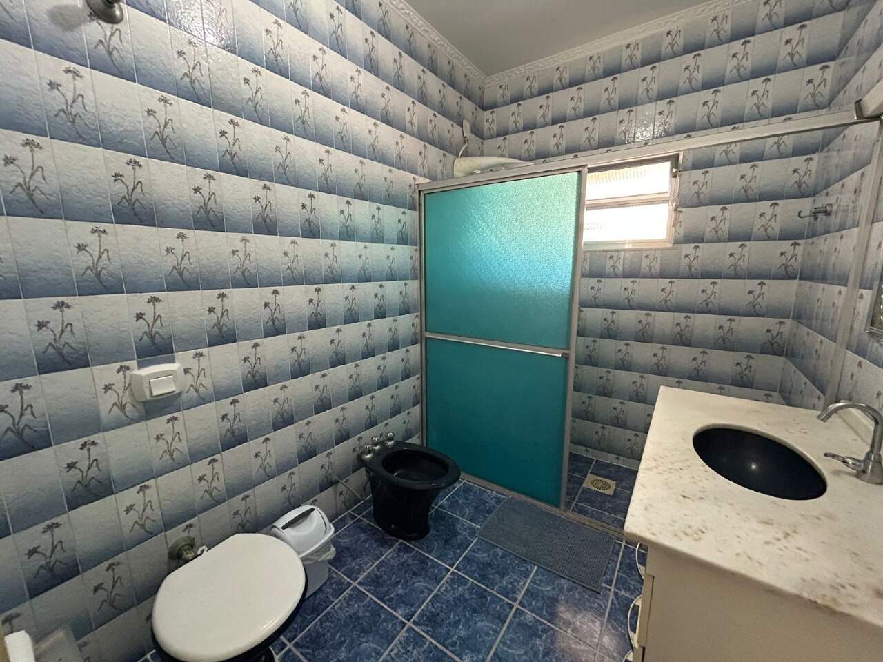 Casa para aluguel no Barreiros: