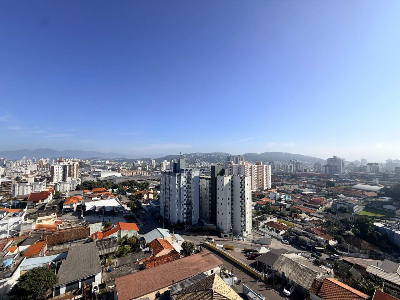 Apartamento à venda no Barreiros: 