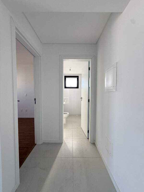 Apartamento à venda no Barreiros: 