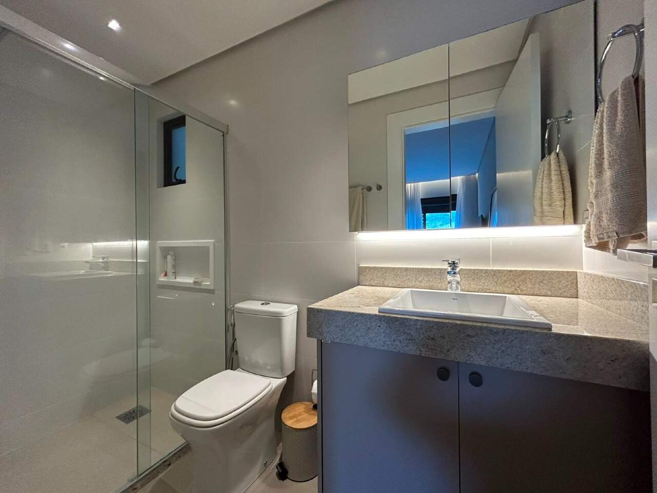 Apartamento para aluguel no Monte Verde: