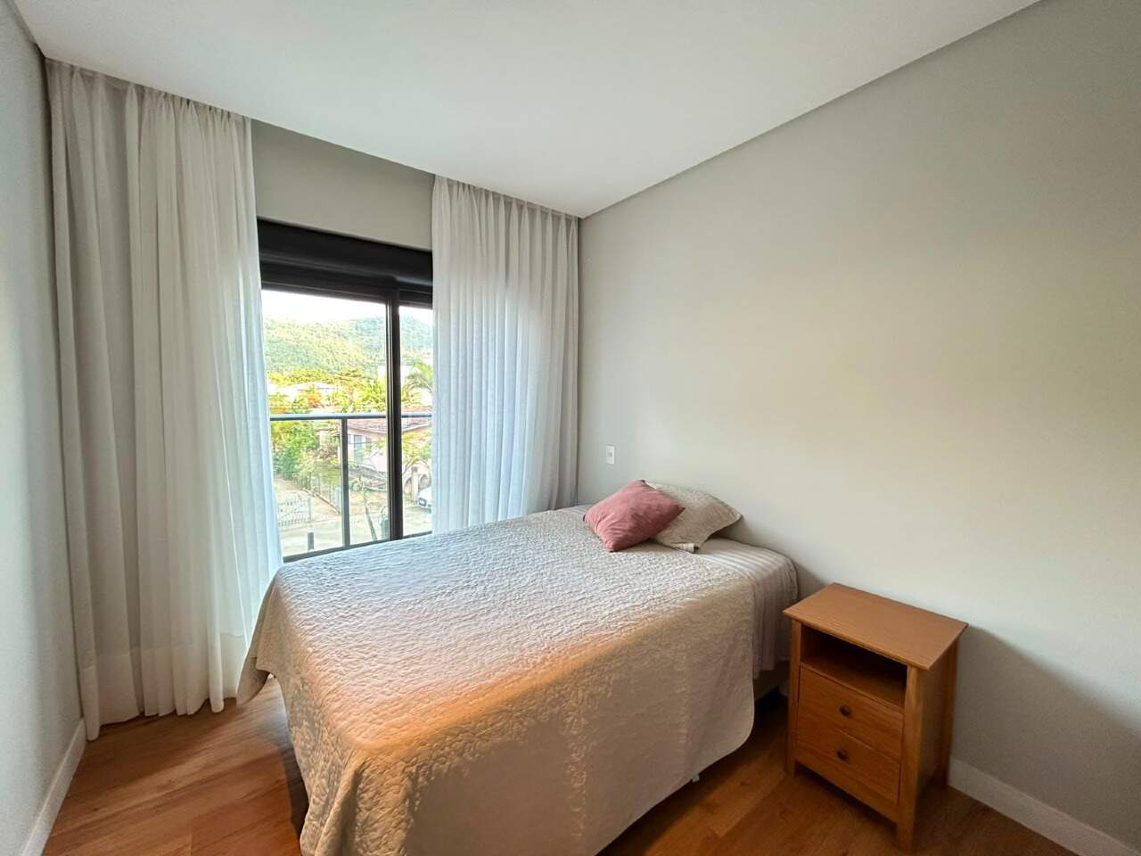 Apartamento para aluguel no Monte Verde:
