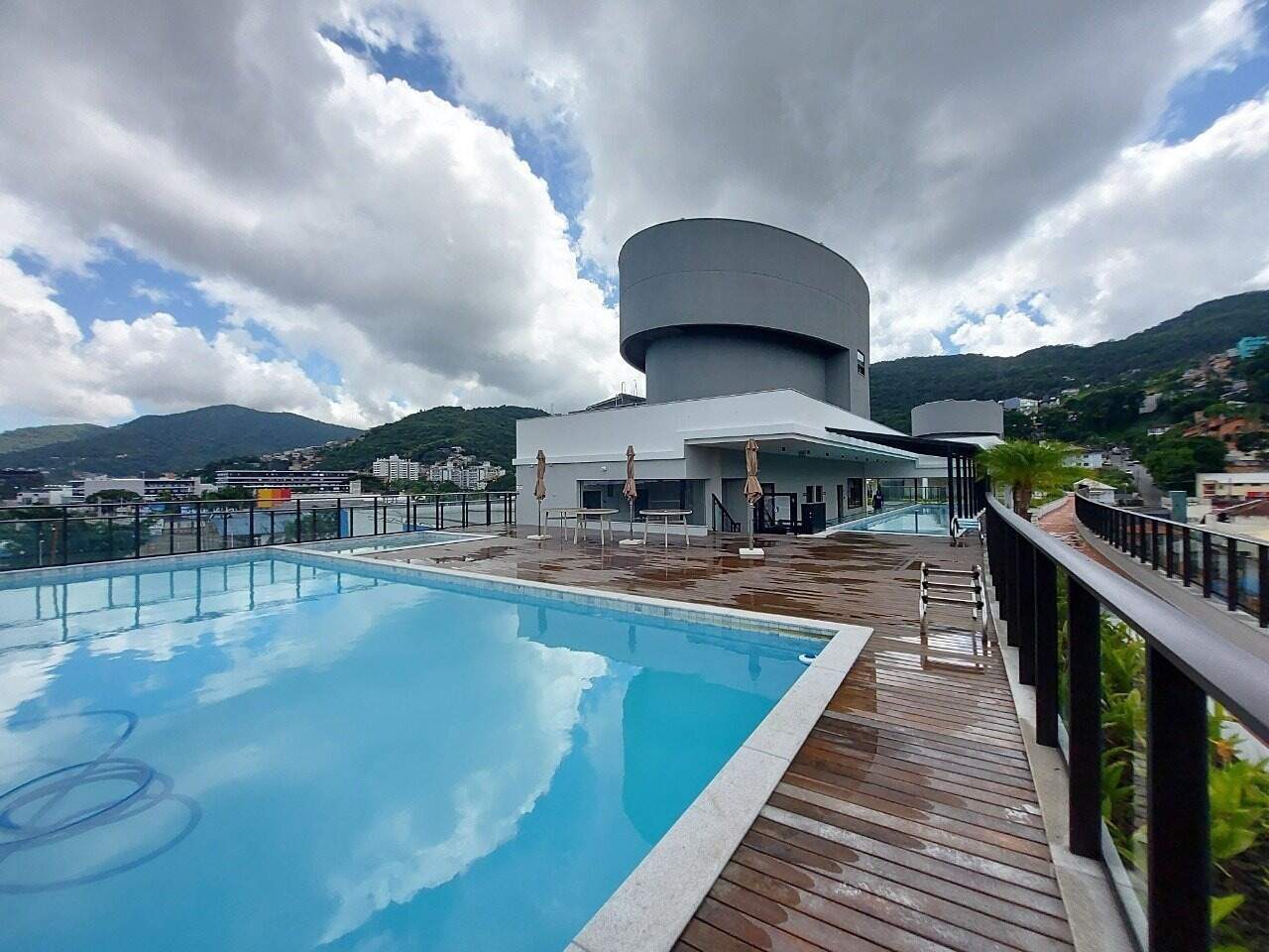Apartamento para aluguel no Monte Verde: