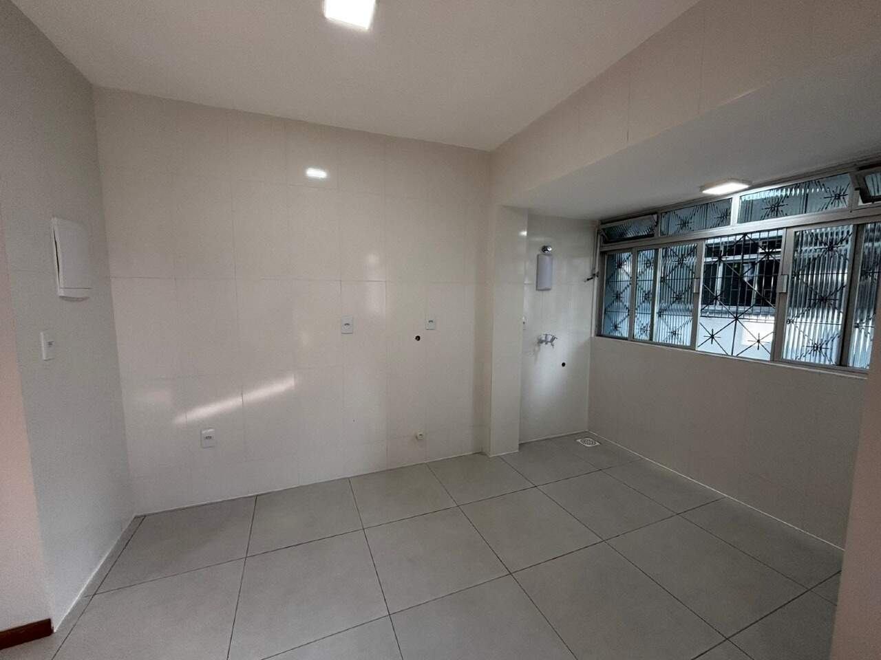 Apartamento à venda no Estreito: