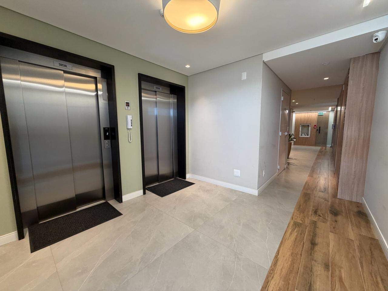 Apartamento à venda no Barreiros: 