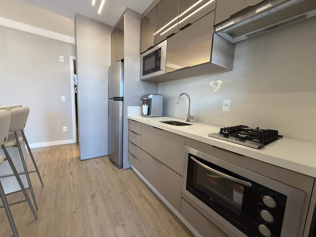 Apartamento à venda no Barreiros: 