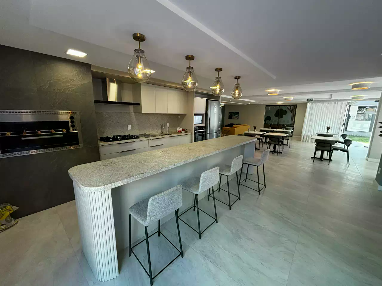 Apartamento à venda no Barreiros: 