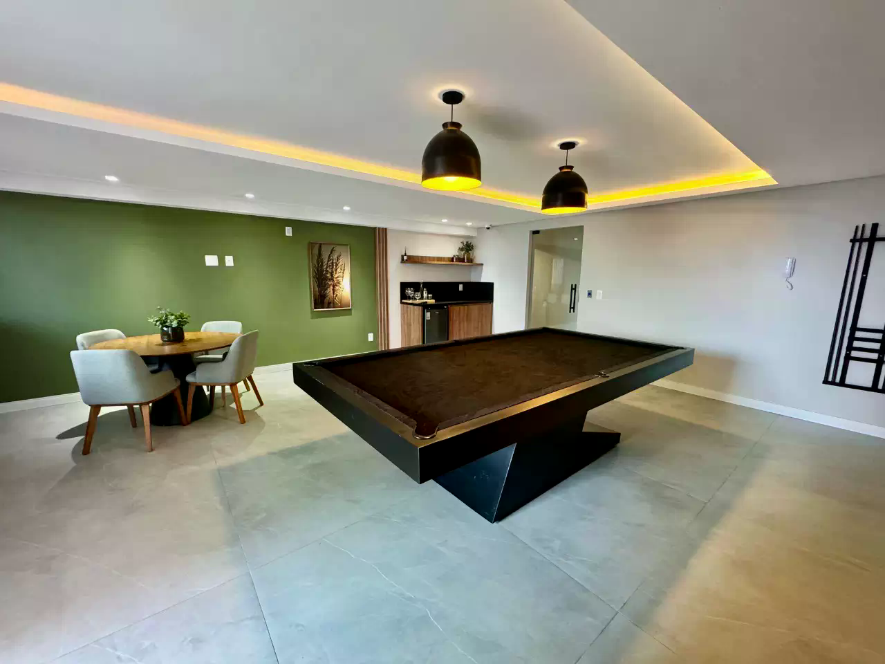 Apartamento à venda no Barreiros: 