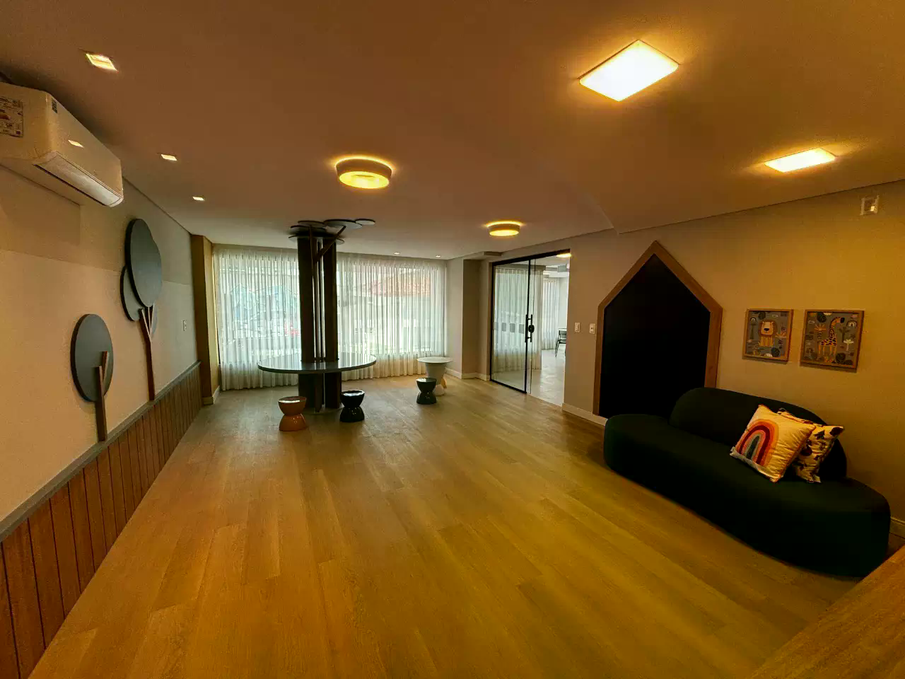 Apartamento à venda no Barreiros: 
