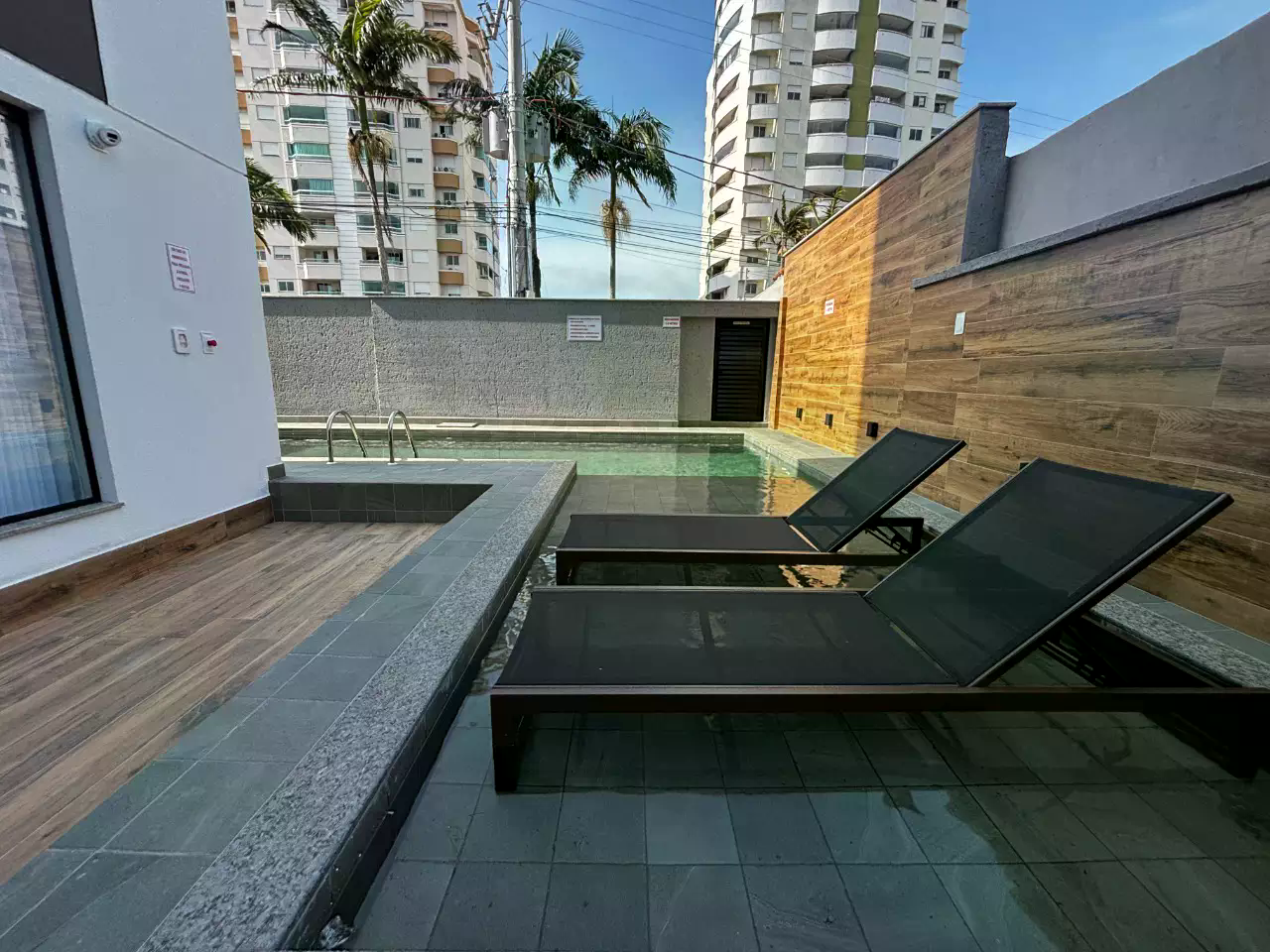 Apartamento à venda no Barreiros: 