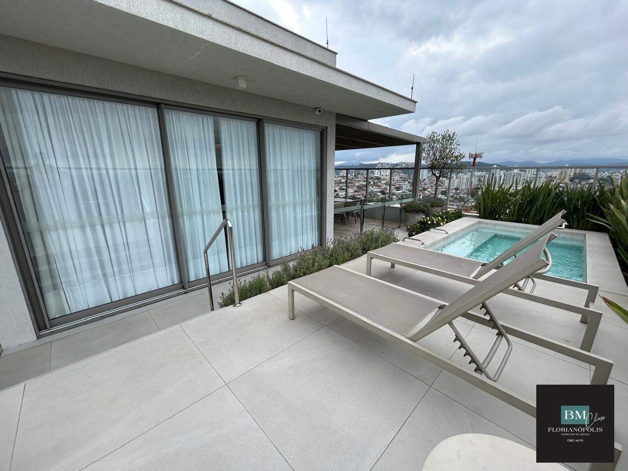 Apartamento à venda no Jardim Atlantico: 