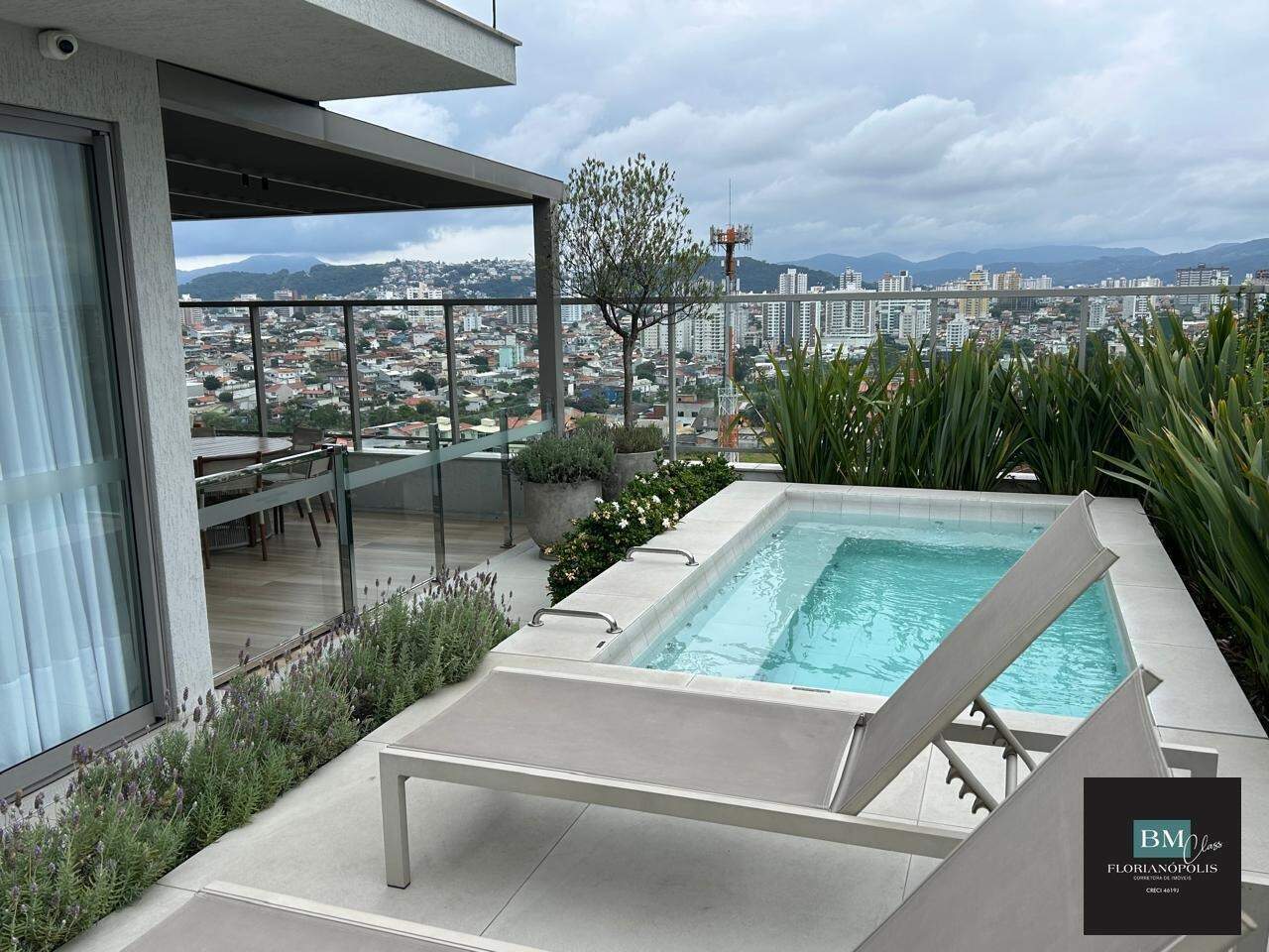 Apartamento à venda no Jardim Atlantico: 