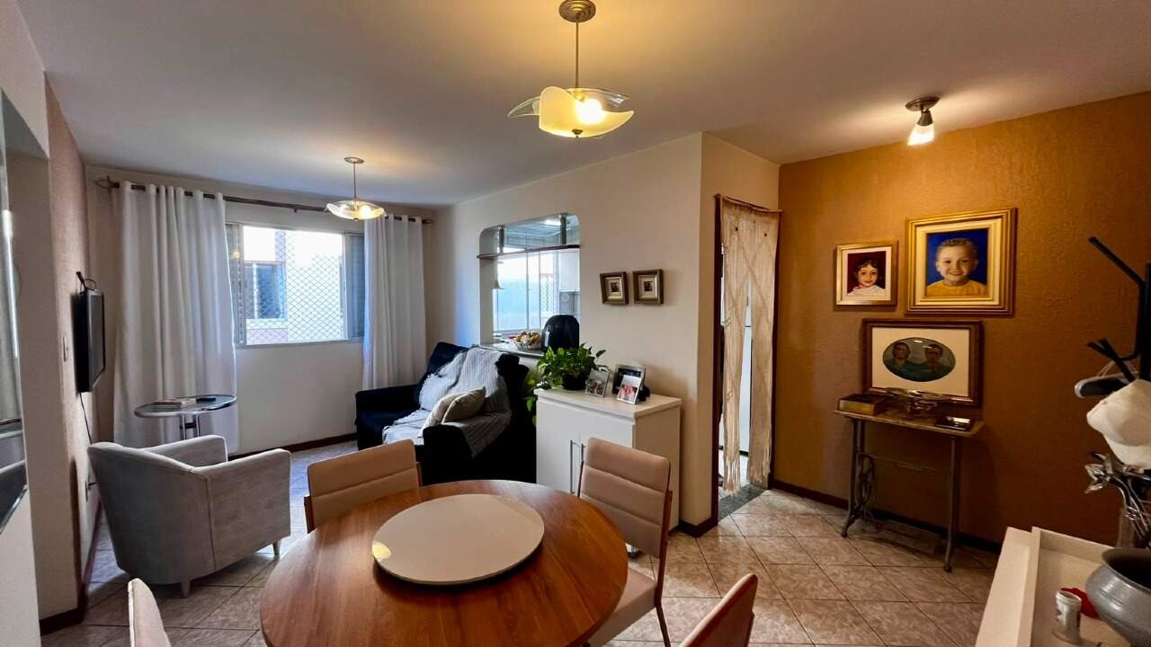 Apartamento à venda no Roçado: 