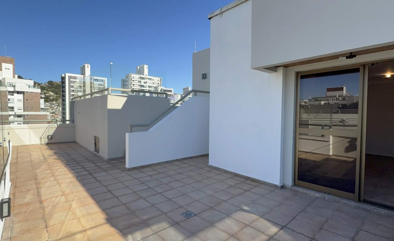 Cobertura duplex à venda no Agronomica: 