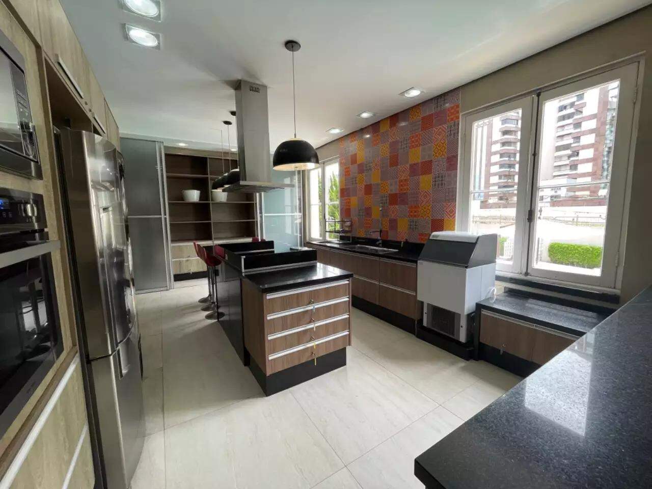 Cobertura duplex à venda no Agronomica: 