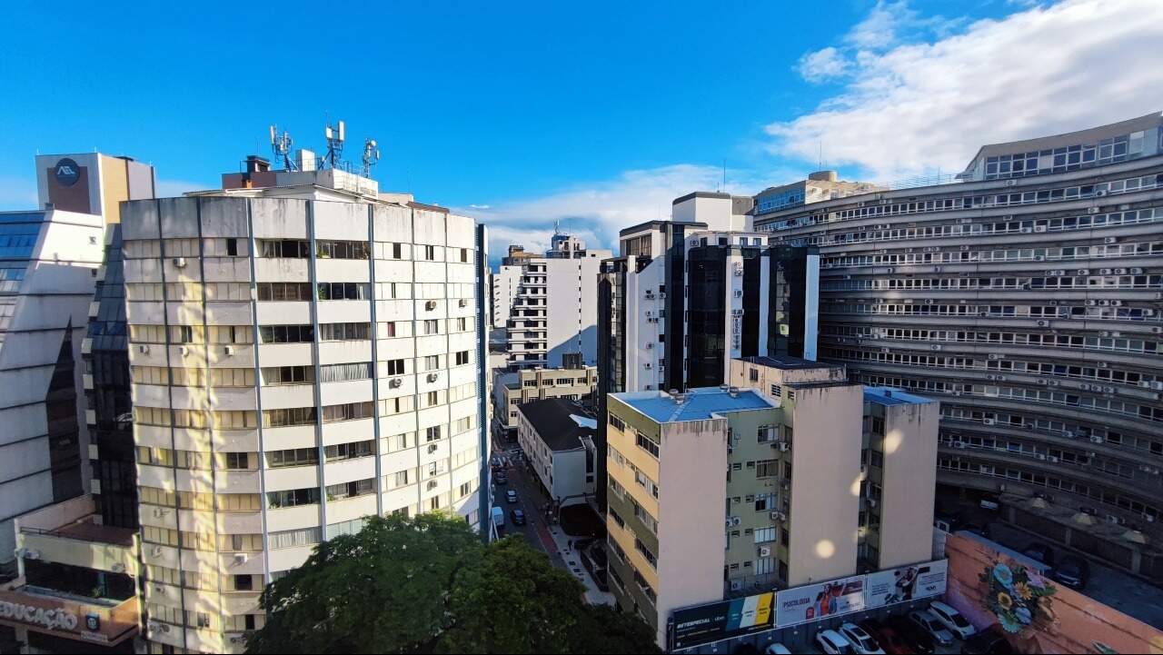 Apartamento para aluguel no Centro: 