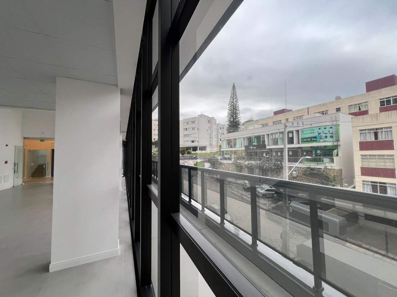 Loja para aluguel no Trindade: