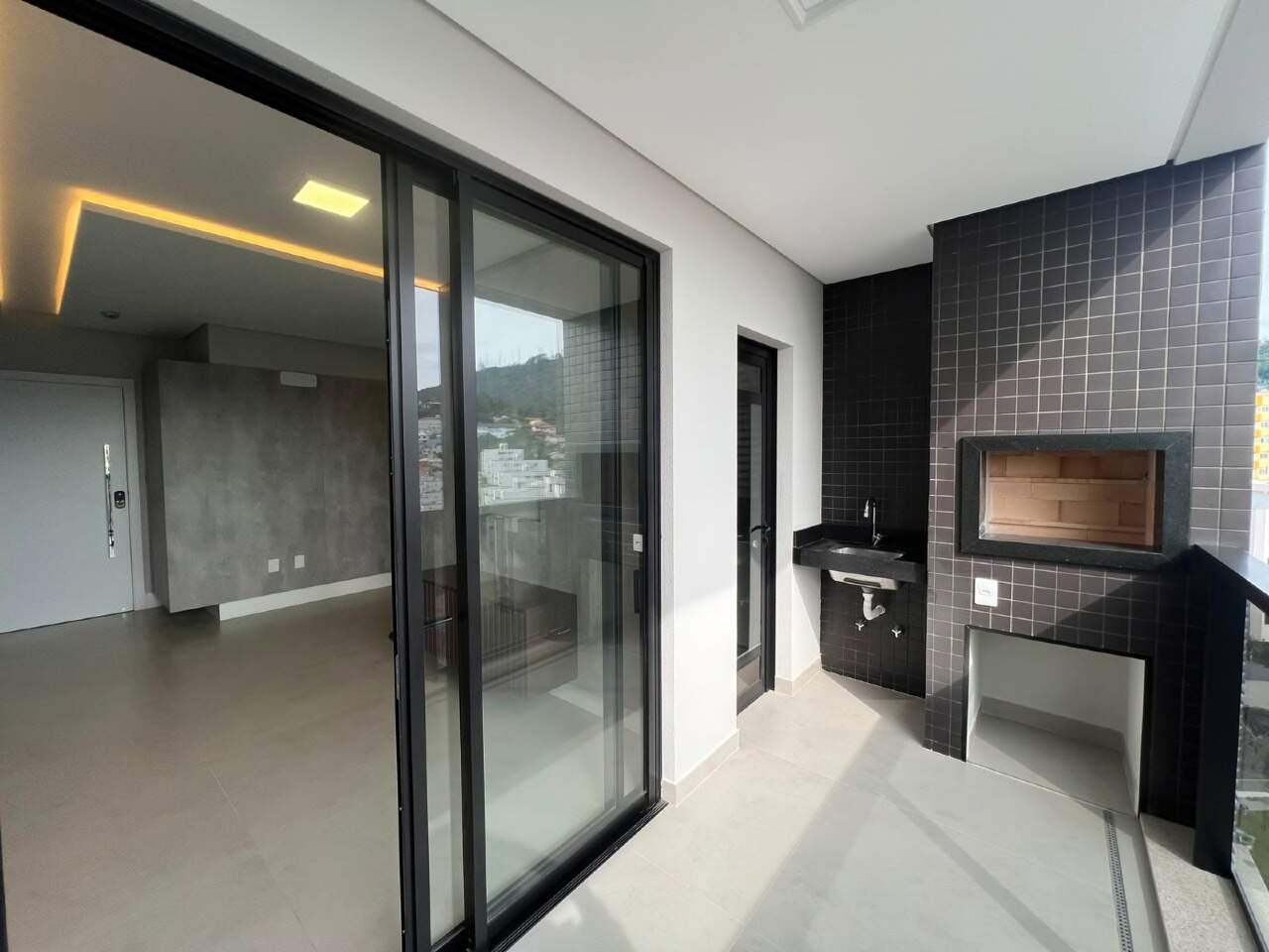 Apartamento para aluguel no Trindade: