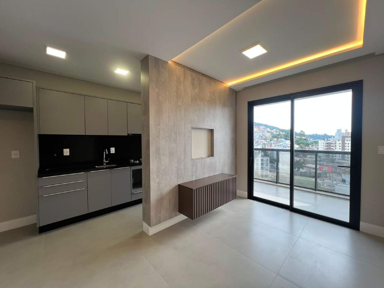Apartamento para aluguel no Trindade: 