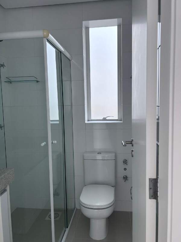 Apartamento à venda no Centro: Banheiro