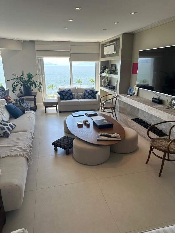 Apartamento à venda no Agronomica: 