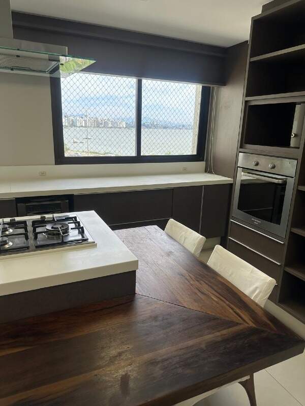 Apartamento à venda no Agronomica: