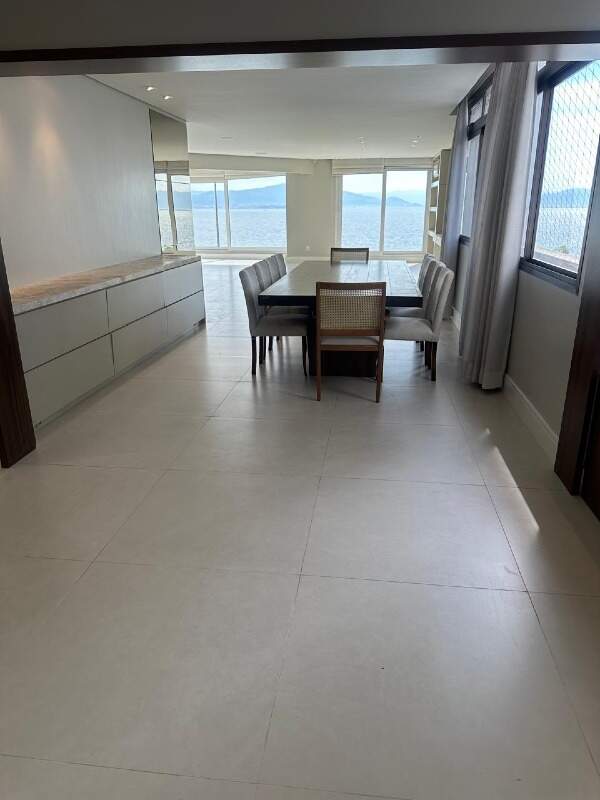 Apartamento à venda no Agronomica: