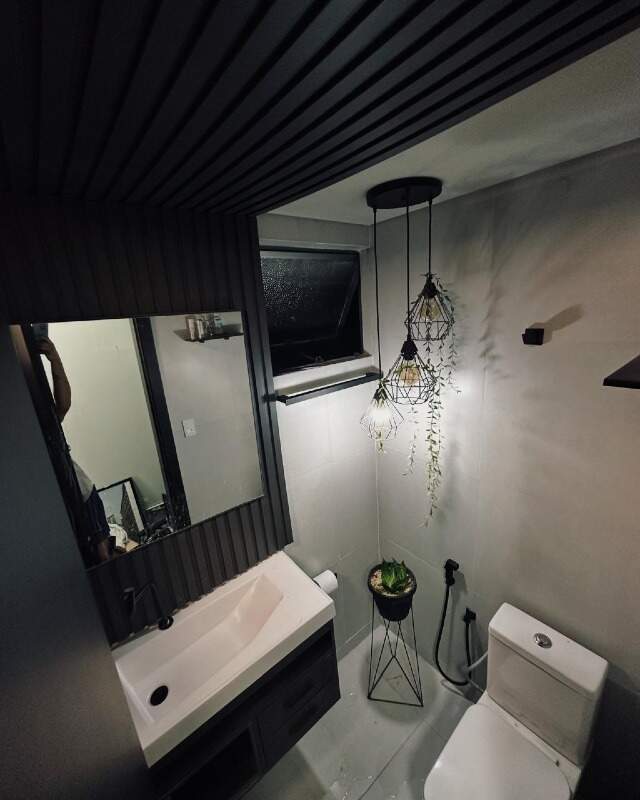 Apartamento à venda no Coqueiros: 