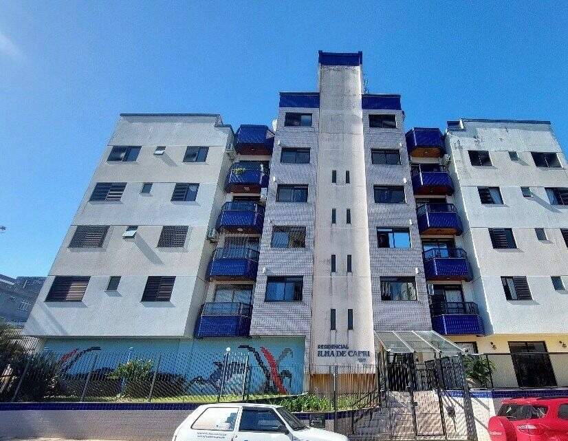 Apartamento à venda no Coqueiros: