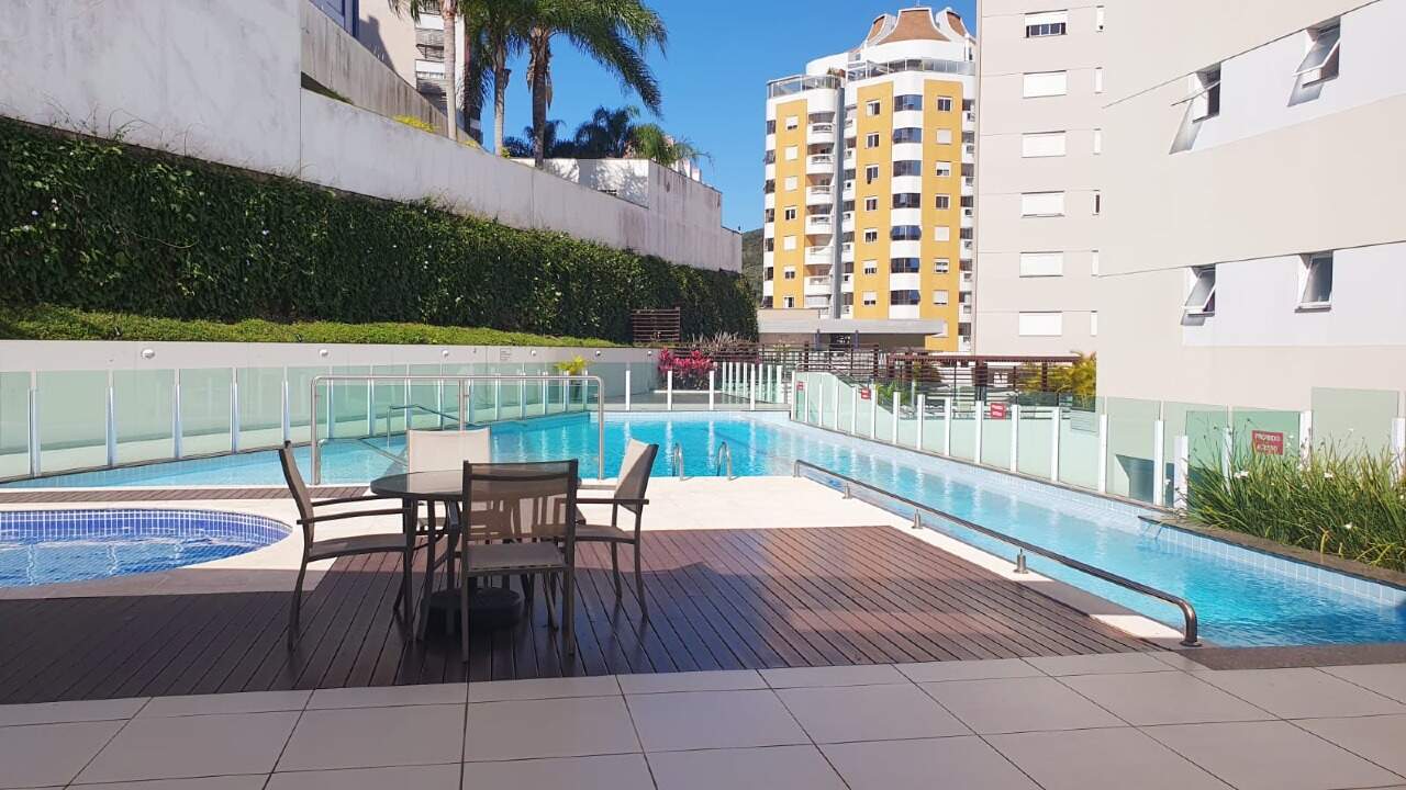 Apartamento à venda no Itacorubi: