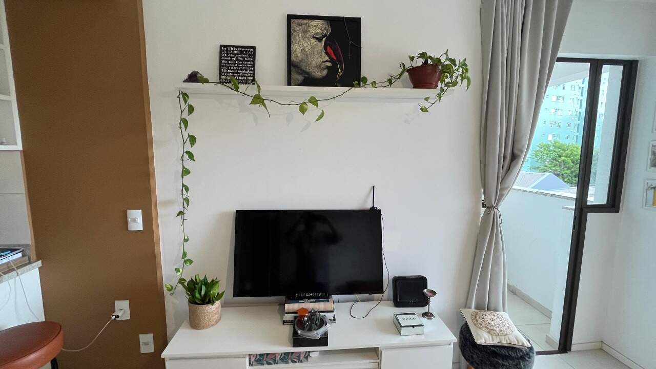 Apartamento à venda no Coqueiros:
