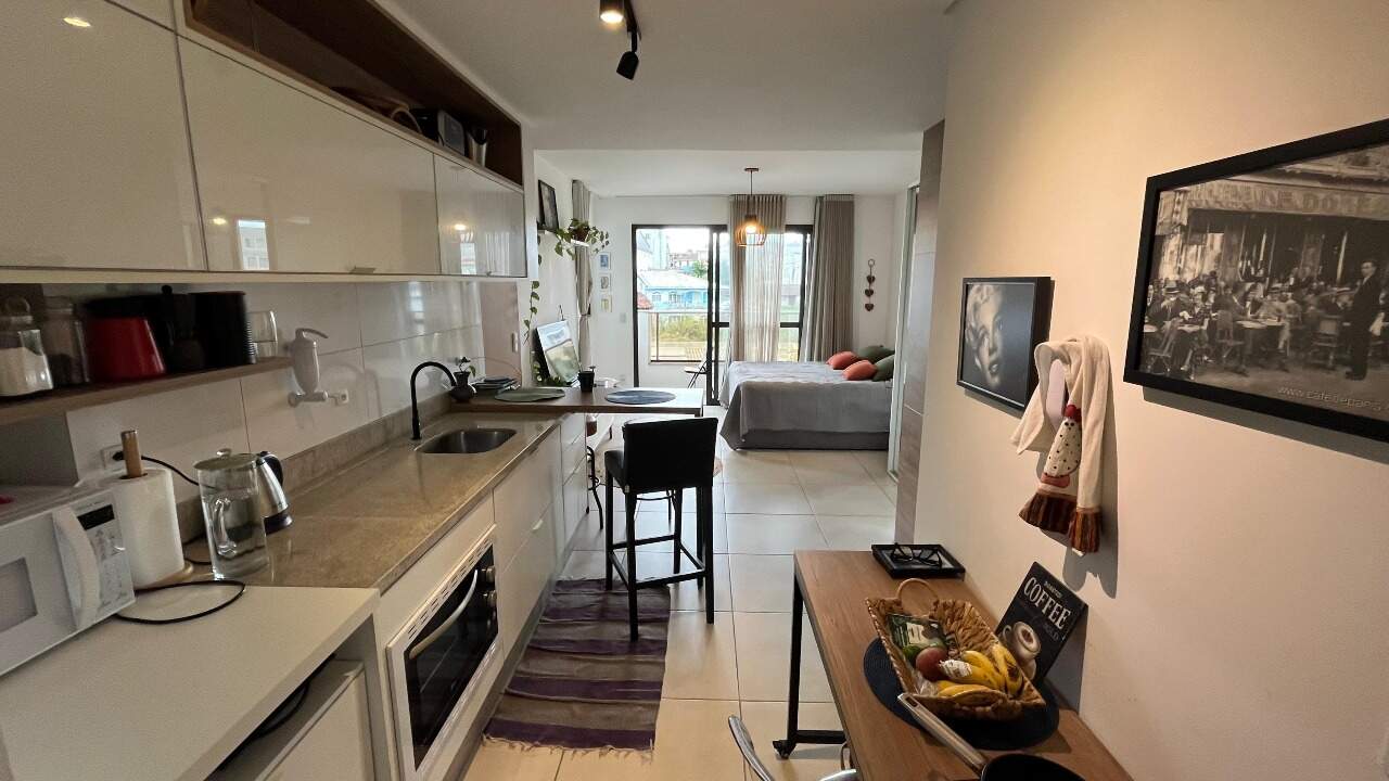 Apartamento à venda no Coqueiros: 