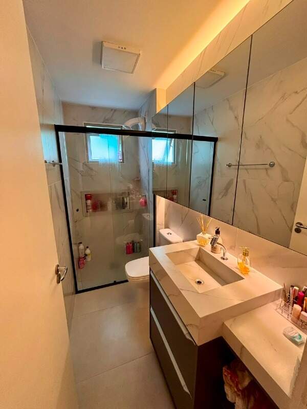 Apartamento à venda no Kobrasol: 