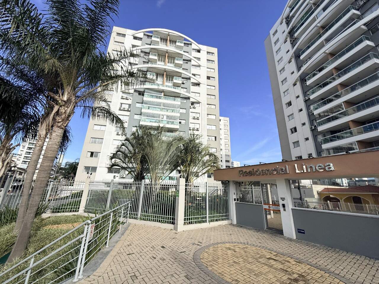Apartamento à venda no Barreiros: 