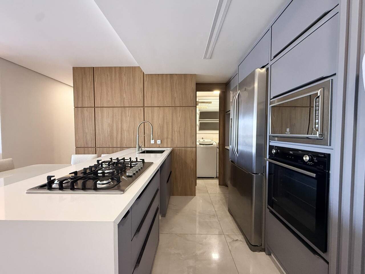 Apartamento à venda no Barreiros: 