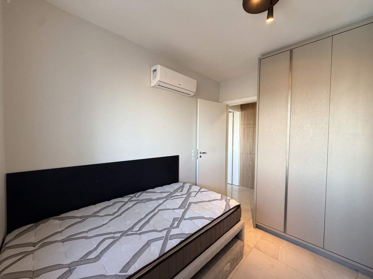 Apartamento à venda no Barreiros: 