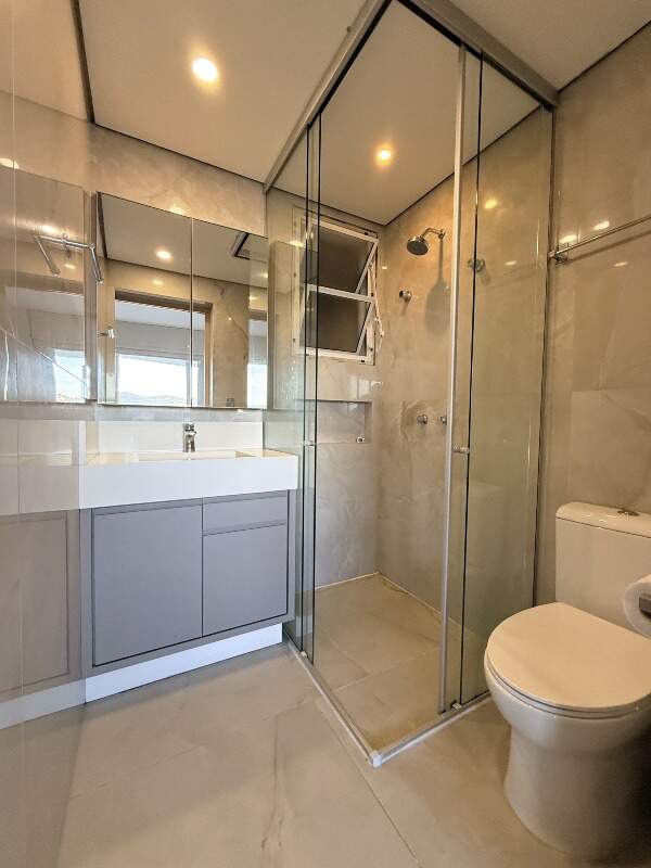 Apartamento à venda no Barreiros: 