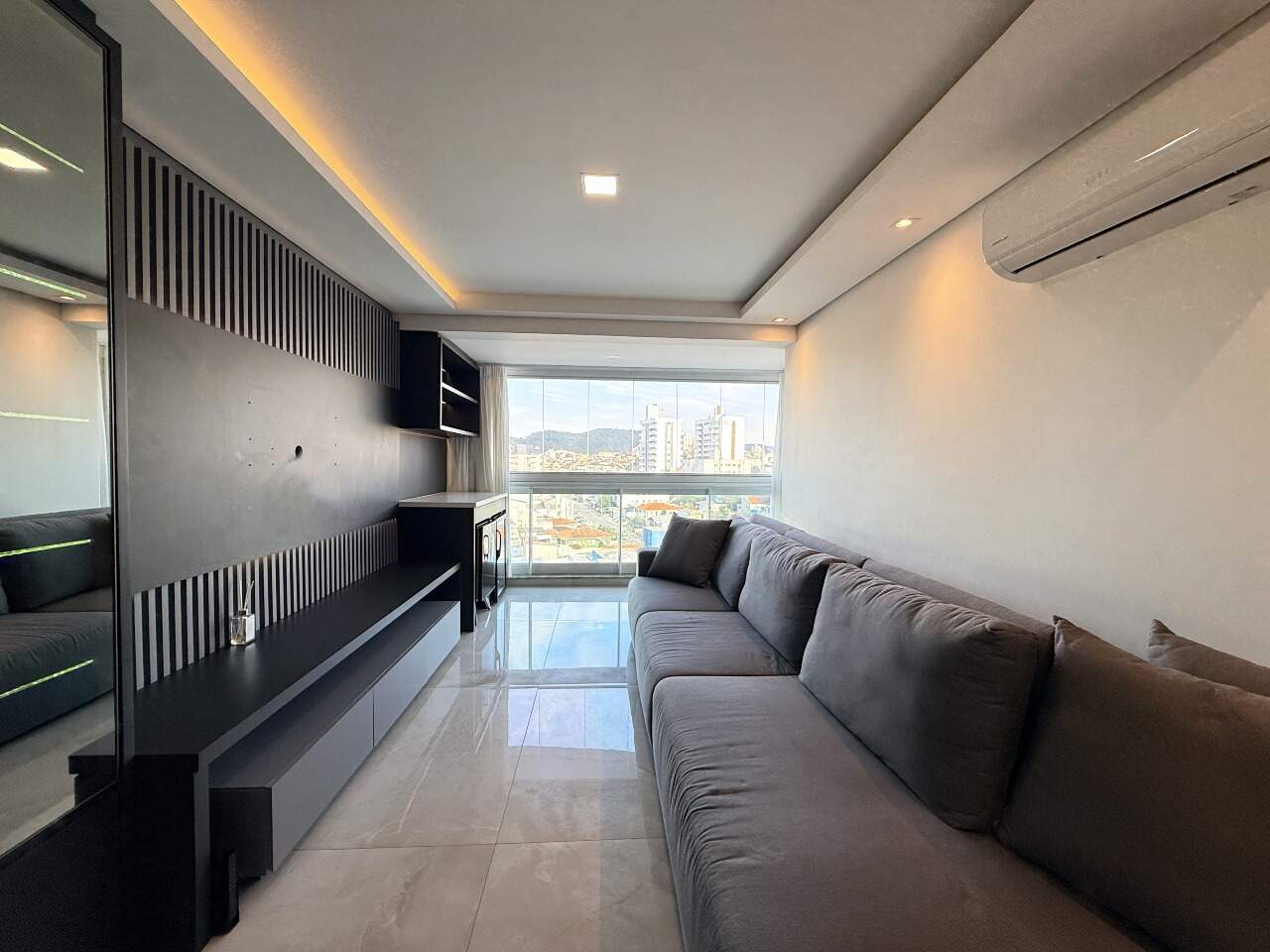 Apartamento à venda no Barreiros: 