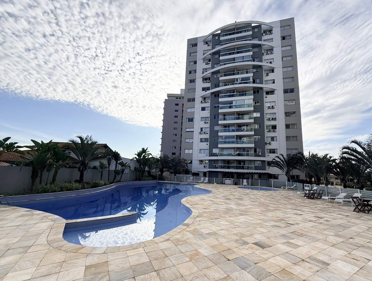 Apartamento à venda no Barreiros: 