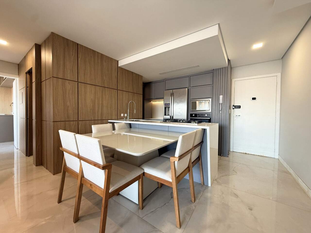 Apartamento à venda no Barreiros: 