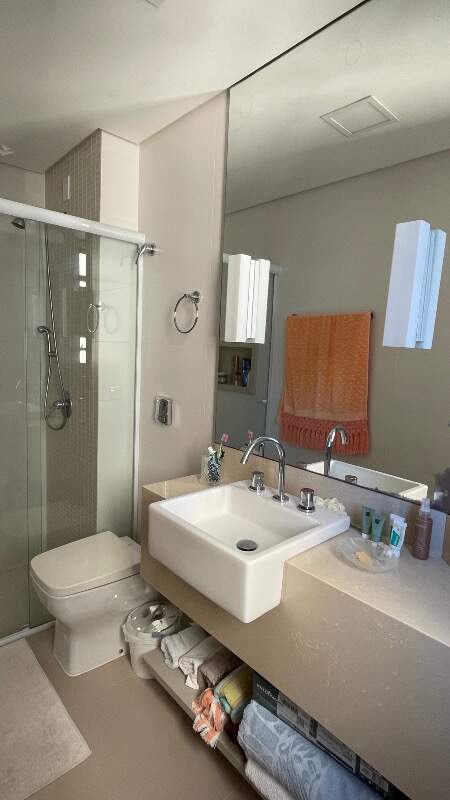 Apartamento à venda no Coqueiros: