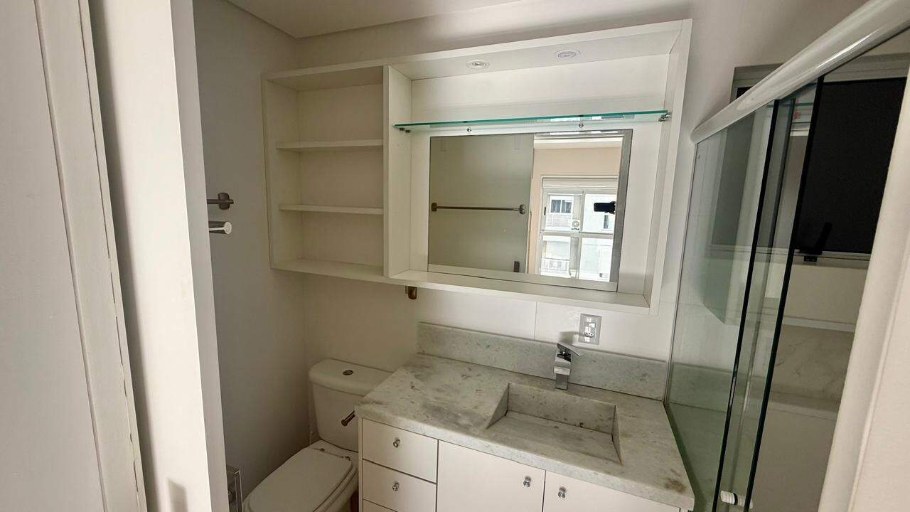 Apartamento à venda no Saco Grande: