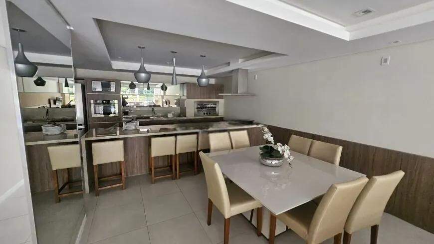 Apartamento à venda no Saco Grande: