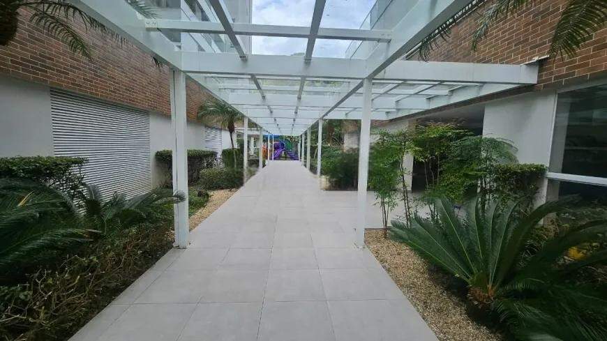 Apartamento à venda no Saco Grande:
