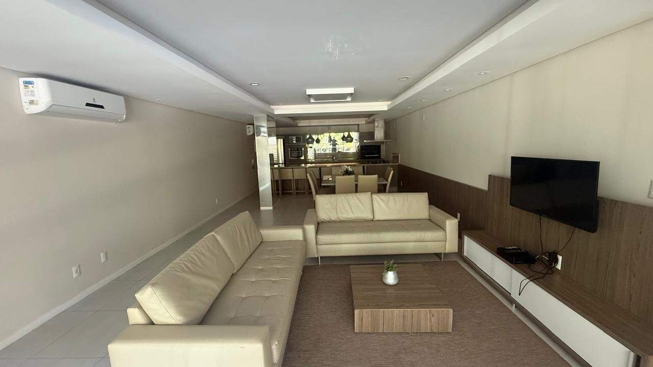 Apartamento à venda no Saco Grande: