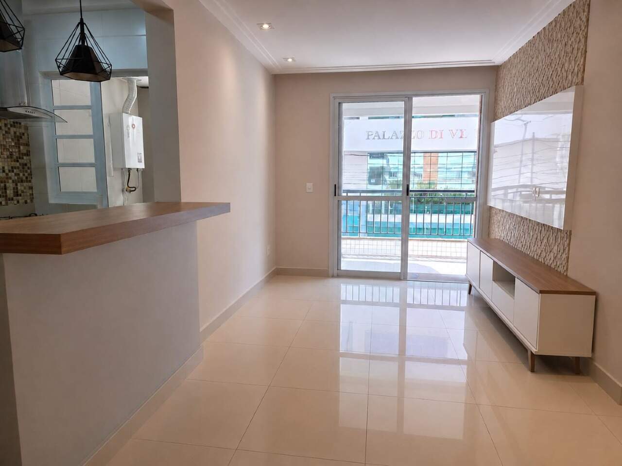 Apartamento à venda no Coqueiros: 