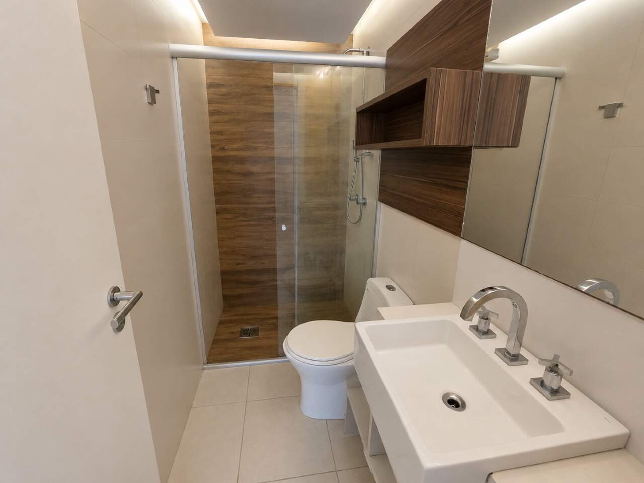 Apartamento à venda no Coqueiros: 